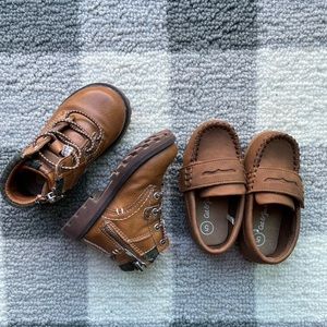 2 Pairs of Size 5 Toddler Shoes